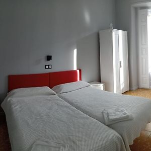 Habitación Estándar con Cama Queen